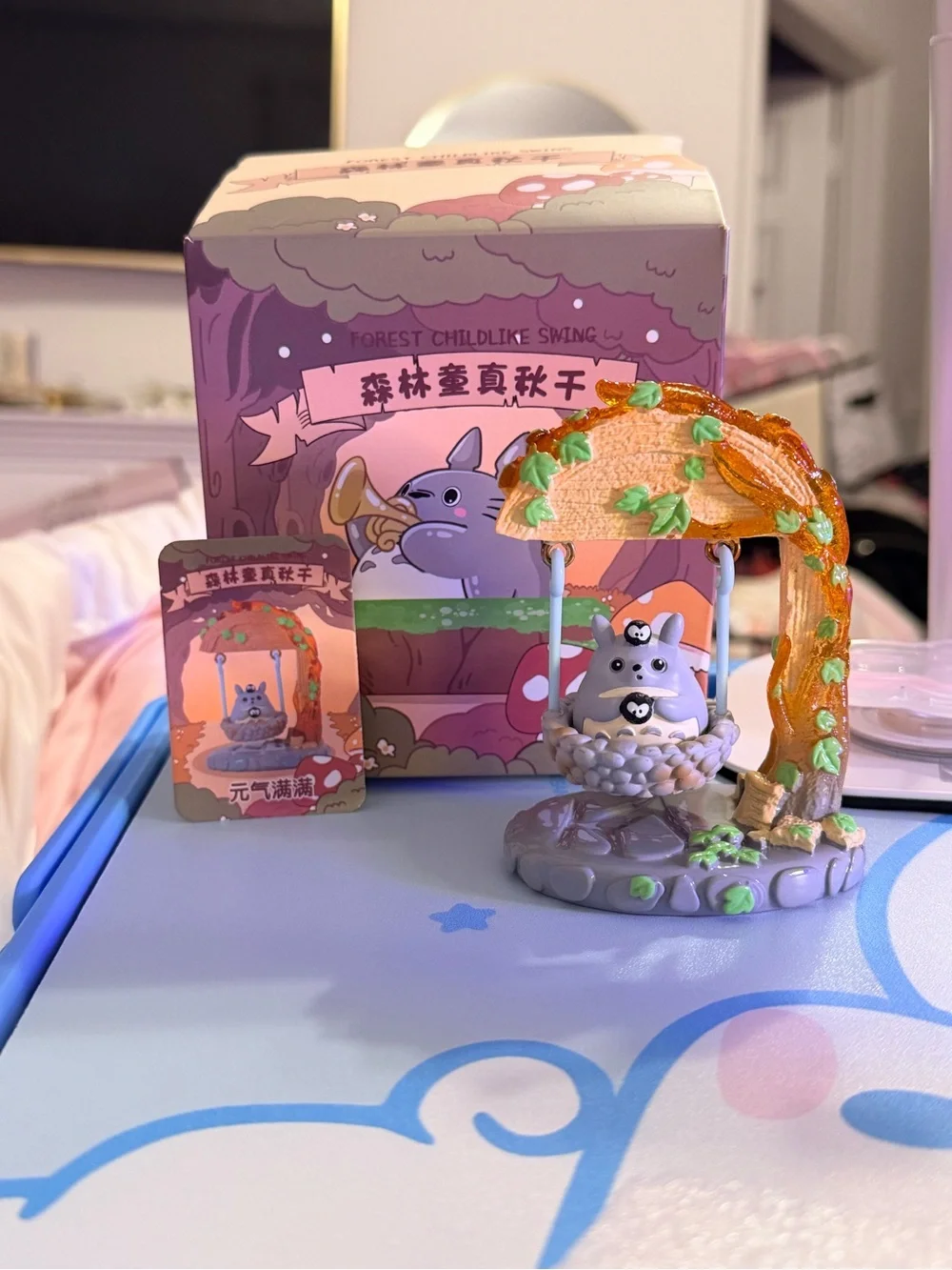 Totoro Swing blind box figure